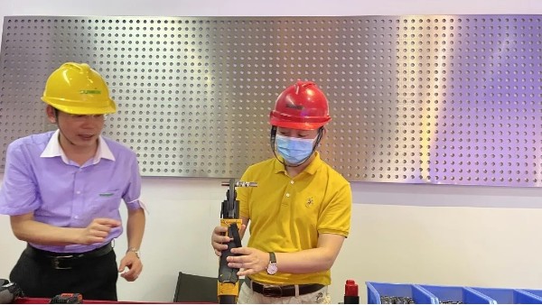 雙興集團：推進三期，拓寬市場